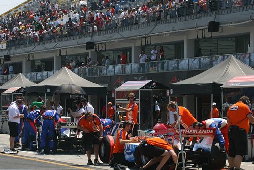 Moeizame kwalificatie A1 Team Nederland